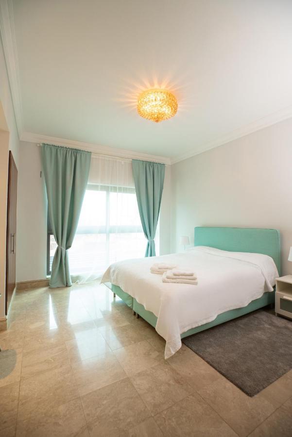 Gorgeous 2Br In Fairmont Appartement Dubai Buitenkant foto