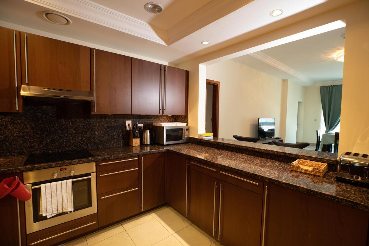 Gorgeous 2Br In Fairmont Appartement Dubai Buitenkant foto