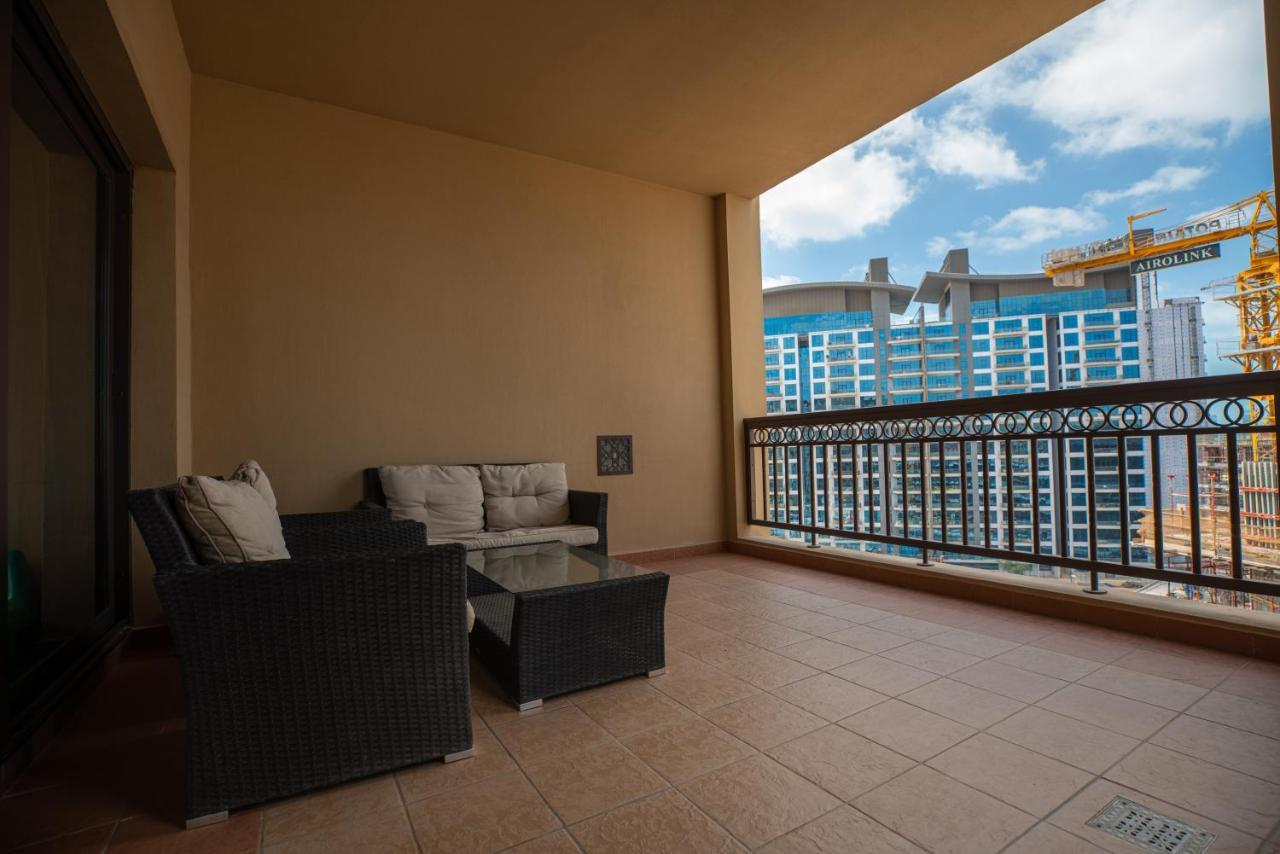 Gorgeous 2Br In Fairmont Appartement Dubai Buitenkant foto